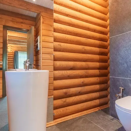 シャレー Samovilla *