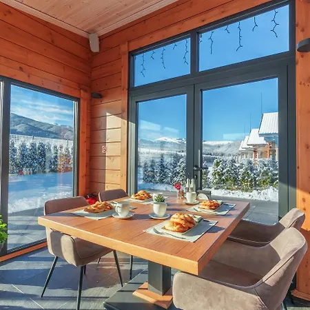 シャレー Samovilla